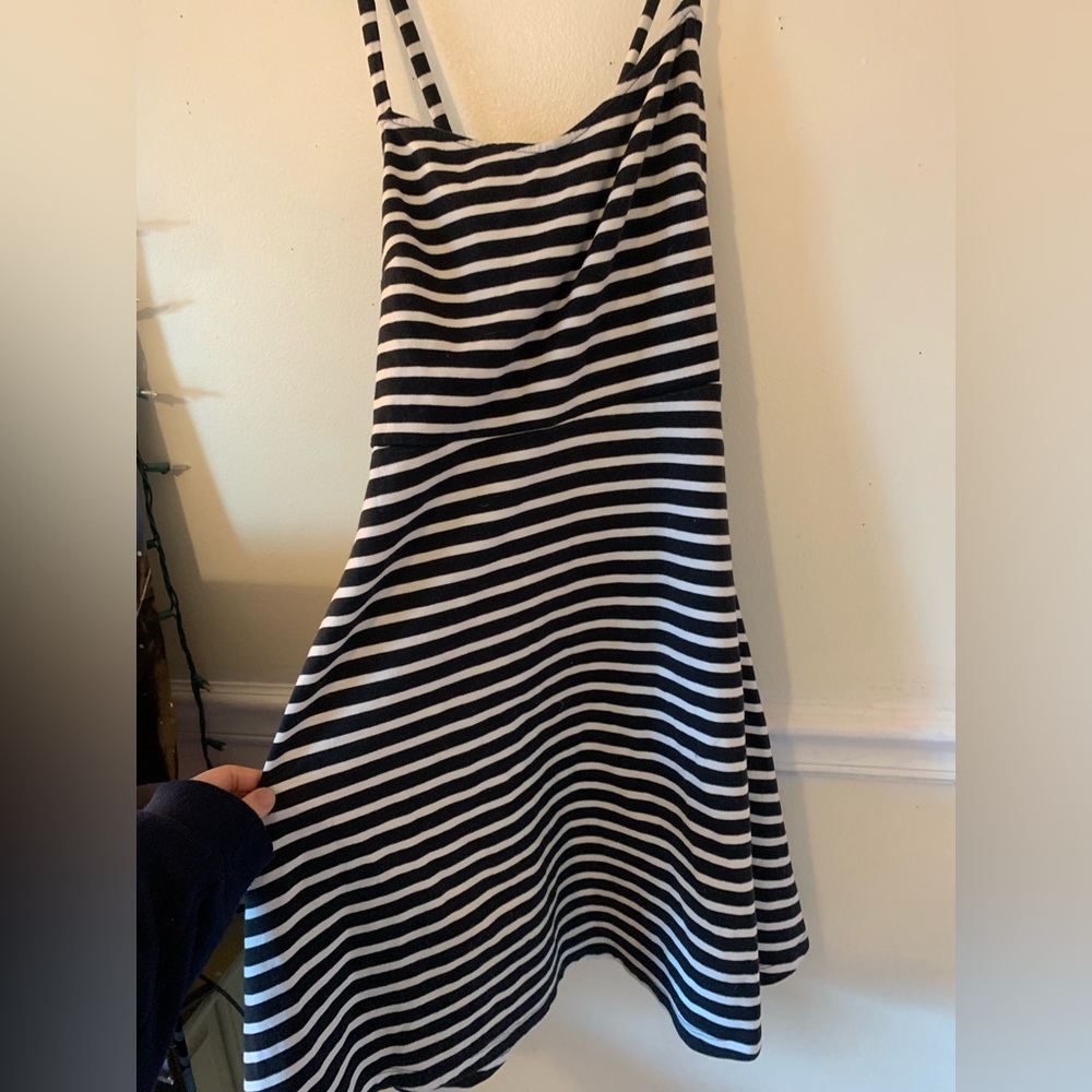 Black and white striped cross cross dress